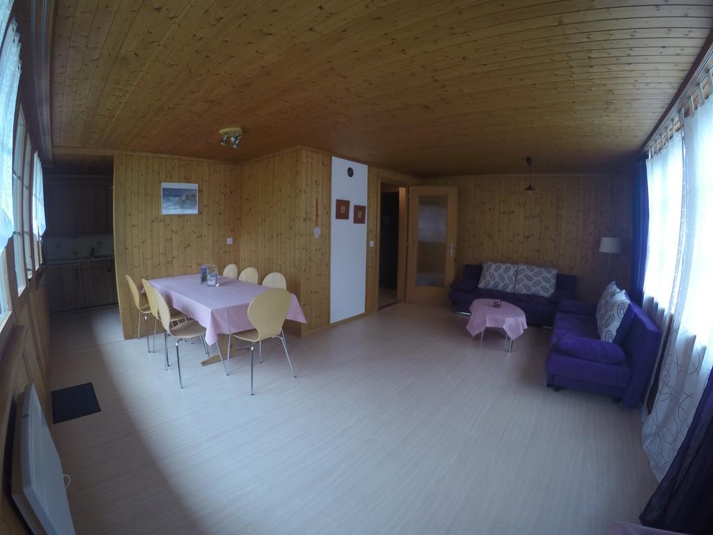 Downtown Lodge Hostel - Unique Simple Central Гринделвалд Екстериор снимка
